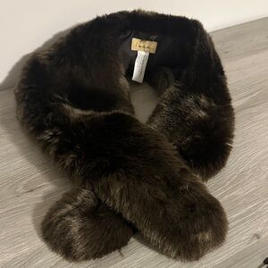 T. Babaton Dark Brown Faux Fur Scarf Collar